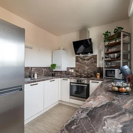 Du Blanchet Tres Agreable Apartament *