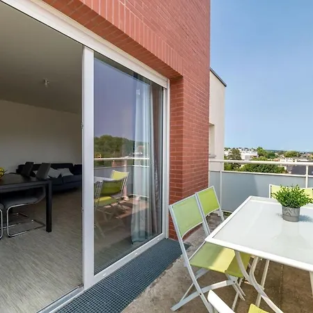 Du Blanchet Tres Agreable * Louviers